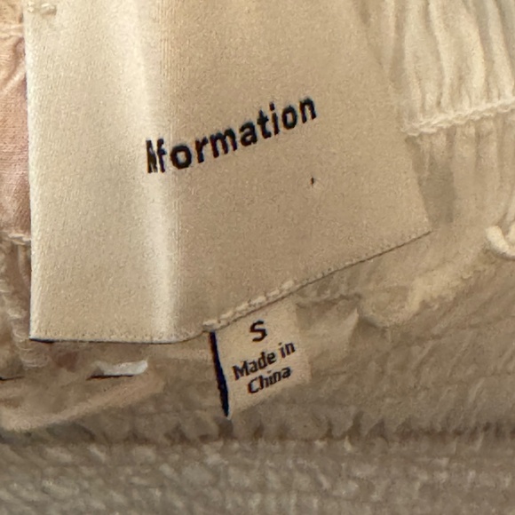 Reformation Adri Top In White - Picture 7 of 7